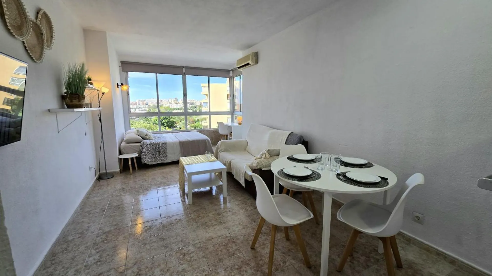 La Colina Estudio Vistas Y Piscina Torremolinos